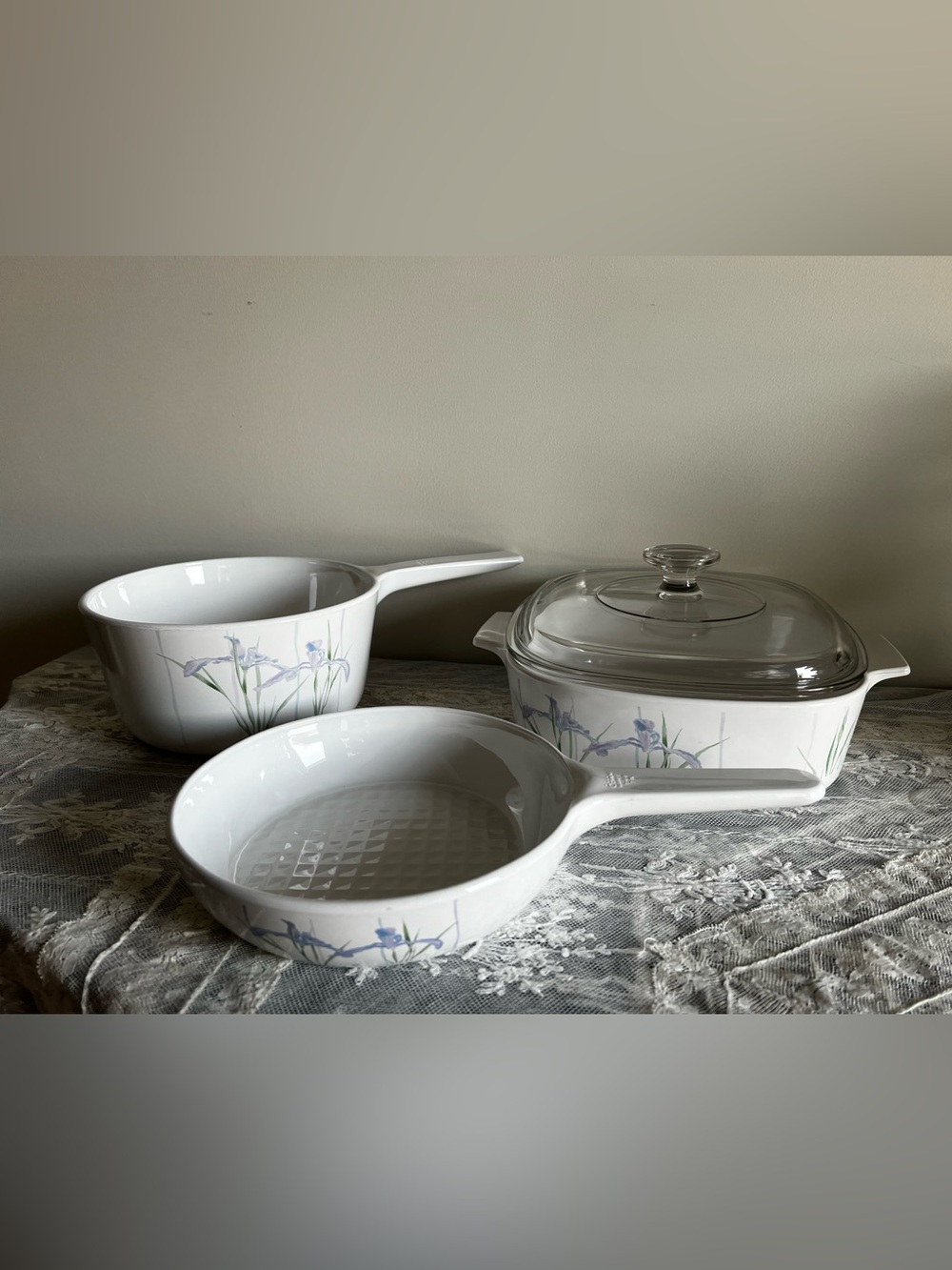Vintage Corning Ware Shadow Iris 4 Piece Set